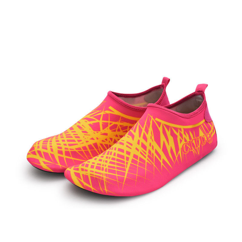 slip on aqua shoes